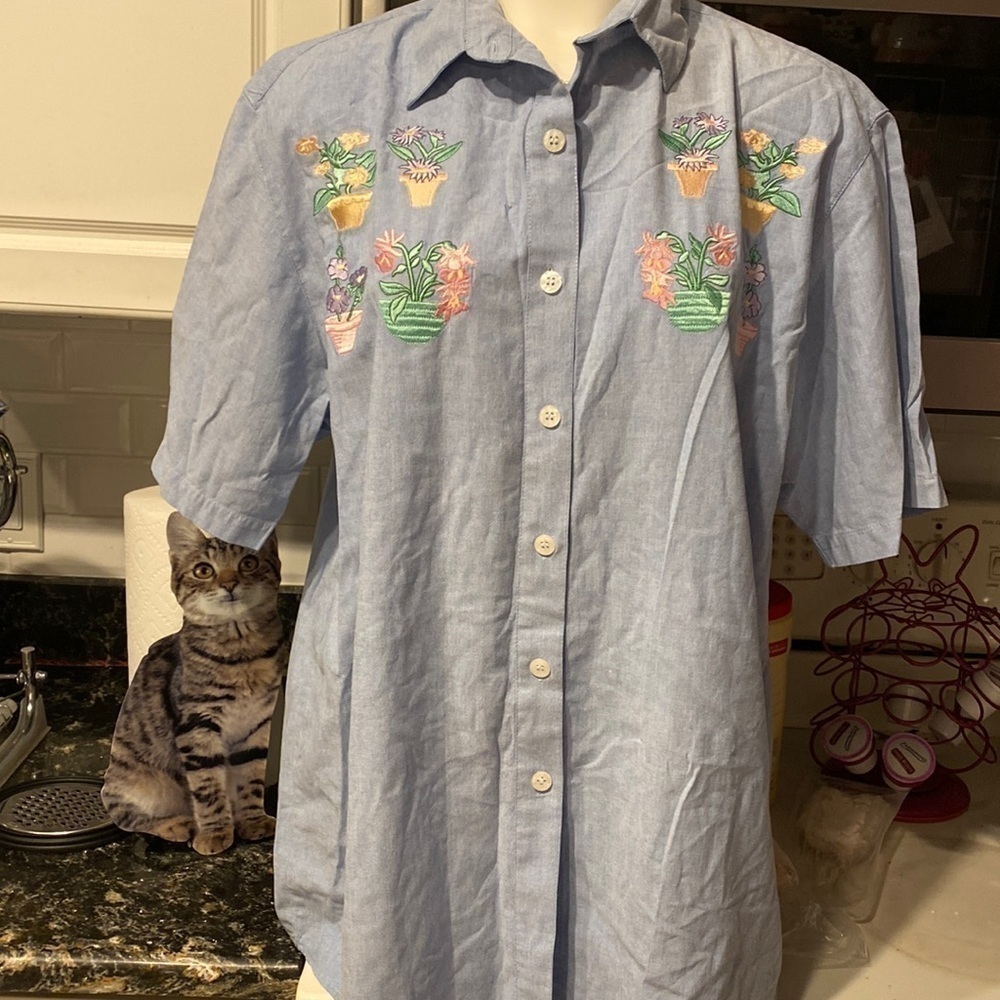 J womens Mystic Blues button front short sleeve blue too 20 W